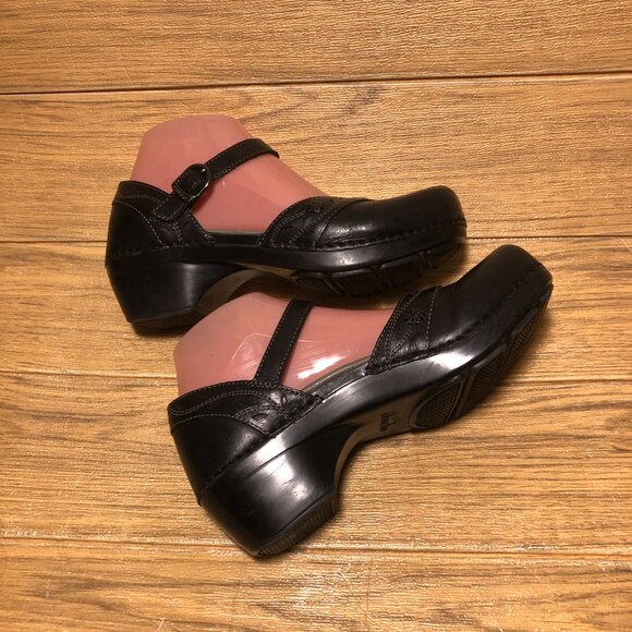 Women's Black Leather Mary Jane Clogs 7.5 - Picture 2 of 14